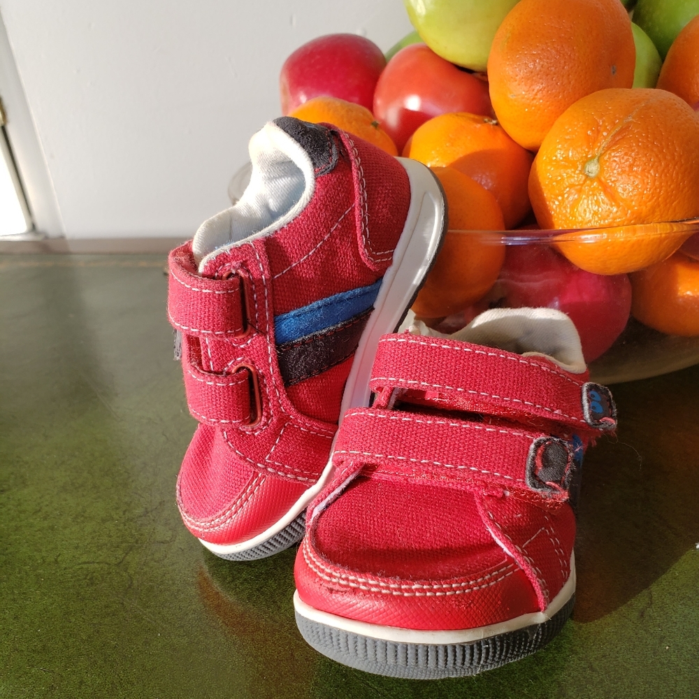 NWOT blue on red Velcro tennis shoes - Picture 2 of 16